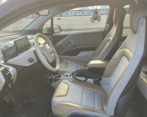 Серый БМВ И3, объемом двигателя 0 л и пробегом 146 тыс. км за 9000 $, фото 9 на Automoto.ua