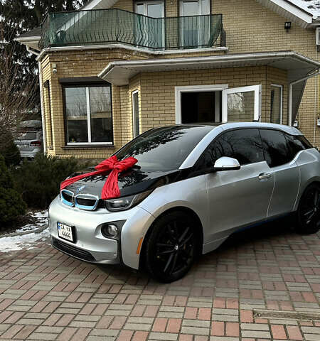 Серый БМВ И3, объемом двигателя 0 л и пробегом 104 тыс. км за 11000 $, фото 1 на Automoto.ua