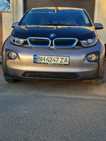 Серый БМВ И3, объемом двигателя 0 л и пробегом 105 тыс. км за 16900 $, фото 1 на Automoto.ua