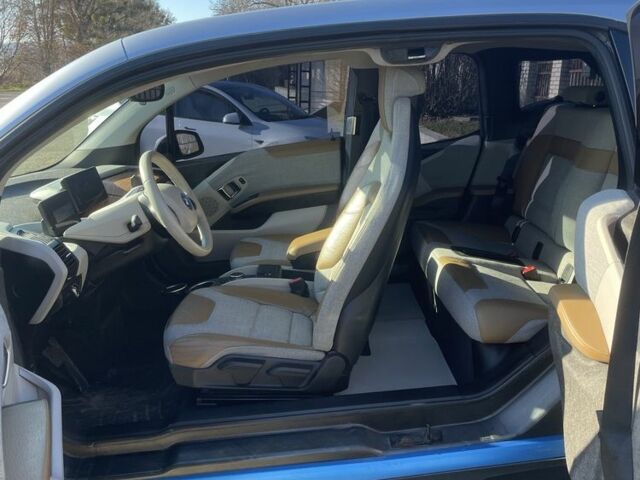 Серый БМВ И3, объемом двигателя 0 л и пробегом 107 тыс. км за 9000 $, фото 15 на Automoto.ua