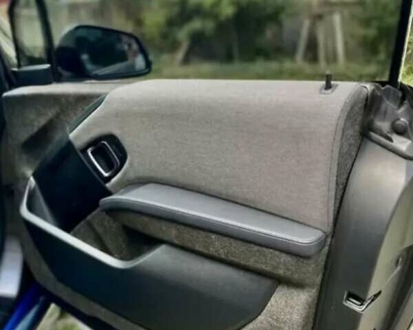 Сірий БМВ І3, об'ємом двигуна 0 л та пробігом 103 тис. км за 8700 $, фото 12 на Automoto.ua