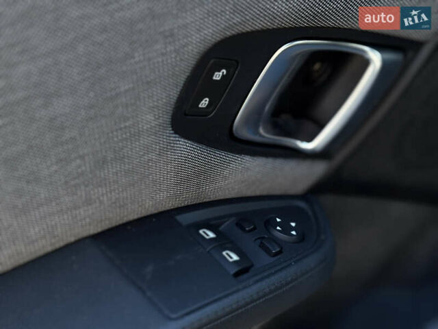 Серый БМВ И3, объемом двигателя 0 л и пробегом 106 тыс. км за 7800 $, фото 33 на Automoto.ua