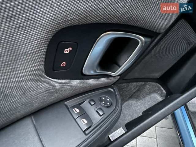 Серый БМВ И3, объемом двигателя 0 л и пробегом 155 тыс. км за 8200 $, фото 14 на Automoto.ua