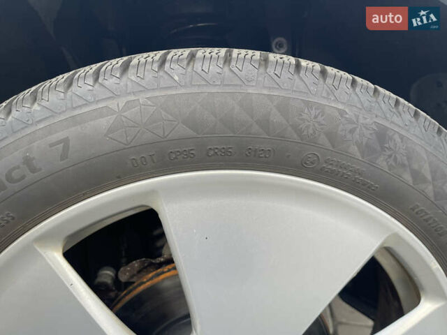 Серый БМВ И3, объемом двигателя 0 л и пробегом 78 тыс. км за 7900 $, фото 19 на Automoto.ua