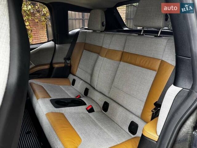 БМВ И3 2014 в Киеве на Automoto.ua Серый БМВ И3, объемом двигателя 0.6 л и пробегом 196 тыс. км за 12990 $, фото 18 на Automoto.ua
