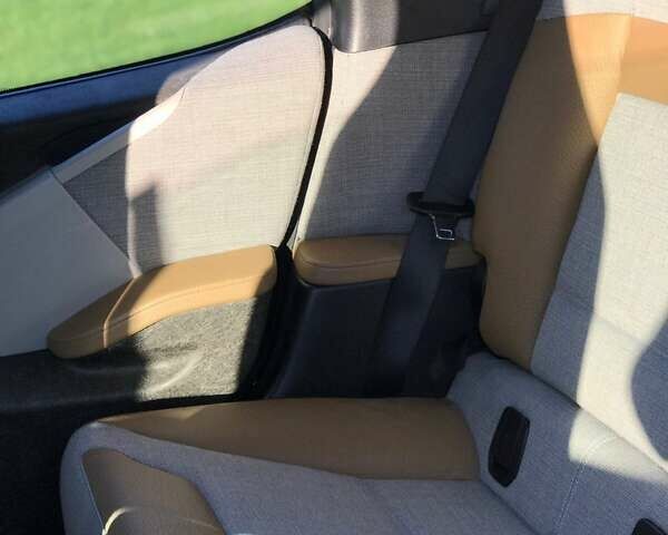 Сірий БМВ І3, об'ємом двигуна 0.65 л та пробігом 75 тис. км за 16000 $, фото 11 на Automoto.ua