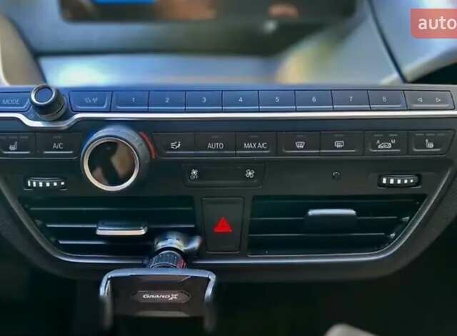 Сірий БМВ І3, об'ємом двигуна 0 л та пробігом 103 тис. км за 8700 $, фото 15 на Automoto.ua