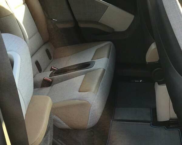 Сірий БМВ І3, об'ємом двигуна 0.65 л та пробігом 75 тис. км за 16000 $, фото 9 на Automoto.ua