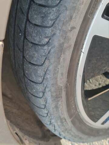 Серый БМВ И3, объемом двигателя 0 л и пробегом 105 тыс. км за 16900 $, фото 12 на Automoto.ua