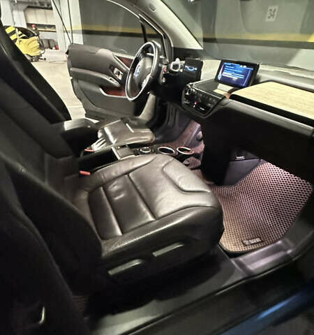 Серый БМВ И3, объемом двигателя 0 л и пробегом 128 тыс. км за 13700 $, фото 11 на Automoto.ua