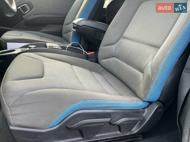 Серый БМВ И3, объемом двигателя 0 л и пробегом 78 тыс. км за 7900 $, фото 8 на Automoto.ua