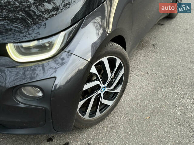 Серый БМВ И3, объемом двигателя 0 л и пробегом 128 тыс. км за 13700 $, фото 2 на Automoto.ua