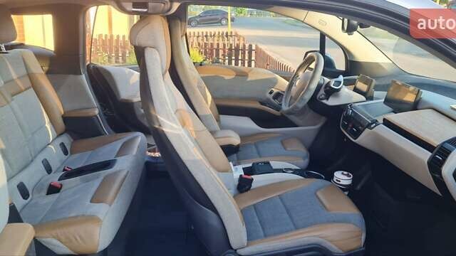 Серый БМВ И3, объемом двигателя 0 л и пробегом 105 тыс. км за 16900 $, фото 15 на Automoto.ua