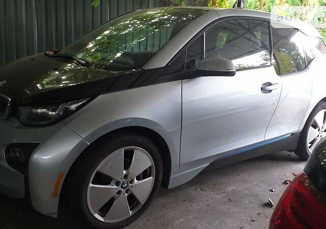 Серый БМВ И3, объемом двигателя 0 л и пробегом 93 тыс. км за 14500 $, фото 3 на Automoto.ua