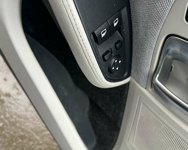 Сірий БМВ І3, об'ємом двигуна 0 л та пробігом 120 тис. км за 8500 $, фото 15 на Automoto.ua