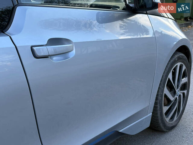 Серый БМВ И3, объемом двигателя 0 л и пробегом 106 тыс. км за 7800 $, фото 18 на Automoto.ua
