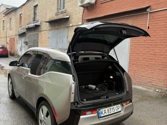 Серый БМВ И3, объемом двигателя 0.6 л и пробегом 80 тыс. км за 10500 $, фото 8 на Automoto.ua