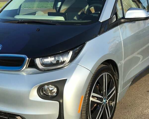 Сірий БМВ І3, об'ємом двигуна 0.65 л та пробігом 75 тис. км за 16000 $, фото 41 на Automoto.ua