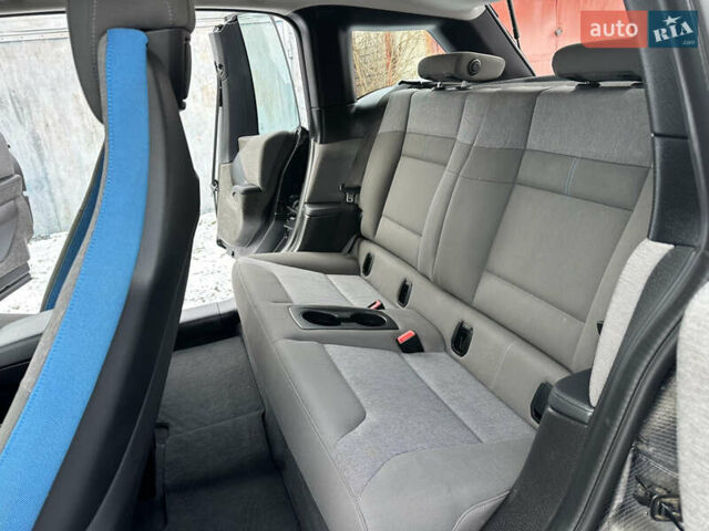 Сірий БМВ І3, об'ємом двигуна 0 л та пробігом 80 тис. км за 6999 $, фото 28 на Automoto.ua