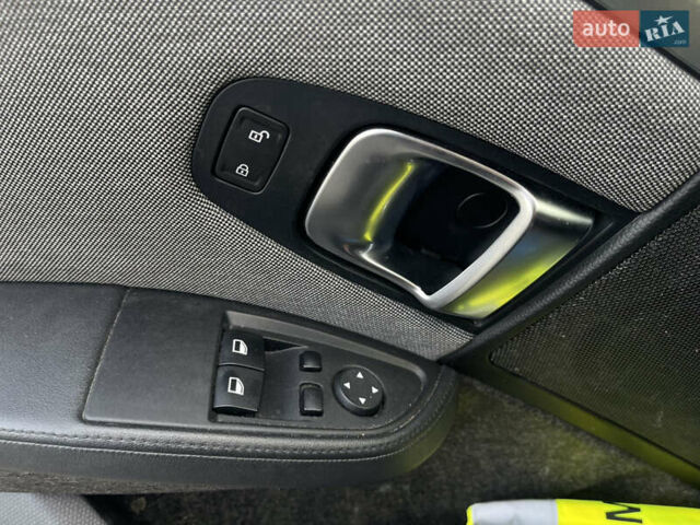Серый БМВ И3, объемом двигателя 0 л и пробегом 78 тыс. км за 7900 $, фото 18 на Automoto.ua