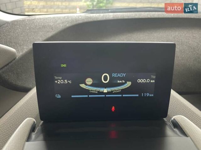 Серый БМВ И3, объемом двигателя 0 л и пробегом 159 тыс. км за 10000 $, фото 7 на Automoto.ua