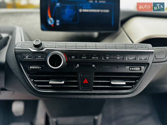 Серый БМВ И3, объемом двигателя 0 л и пробегом 65 тыс. км за 8300 $, фото 46 на Automoto.ua