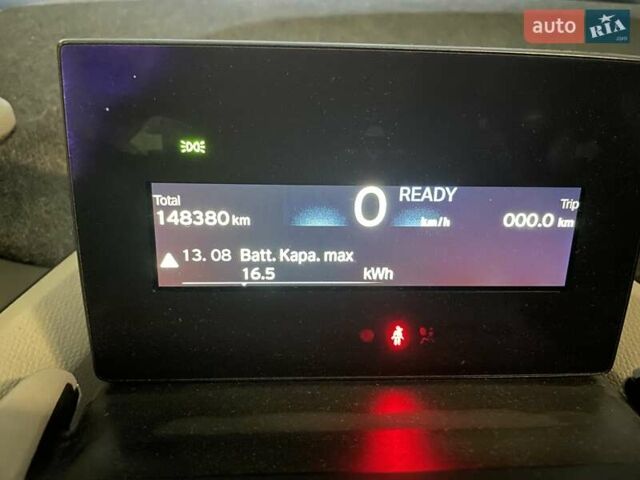Серый БМВ И3, объемом двигателя 0 л и пробегом 159 тыс. км за 10000 $, фото 5 на Automoto.ua