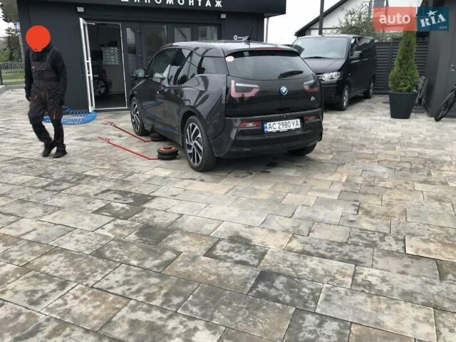 Серый БМВ И3, объемом двигателя 0 л и пробегом 159 тыс. км за 10000 $, фото 31 на Automoto.ua