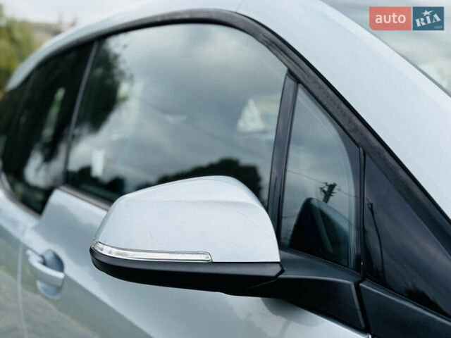 Серый БМВ И3, объемом двигателя 0 л и пробегом 65 тыс. км за 8300 $, фото 22 на Automoto.ua