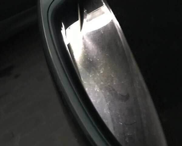 Серый БМВ И3, объемом двигателя 0 л и пробегом 159 тыс. км за 10000 $, фото 29 на Automoto.ua