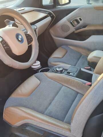 Серый БМВ И3, объемом двигателя 0 л и пробегом 105 тыс. км за 16900 $, фото 9 на Automoto.ua