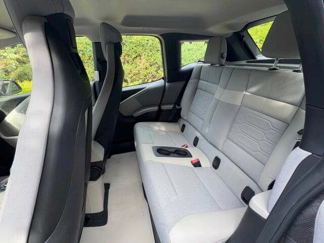 Серый БМВ И3, объемом двигателя 0 л и пробегом 82 тыс. км за 6700 $, фото 10 на Automoto.ua