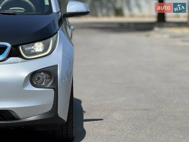Сірий БМВ І3, об'ємом двигуна 0 л та пробігом 88 тис. км за 8000 $, фото 8 на Automoto.ua