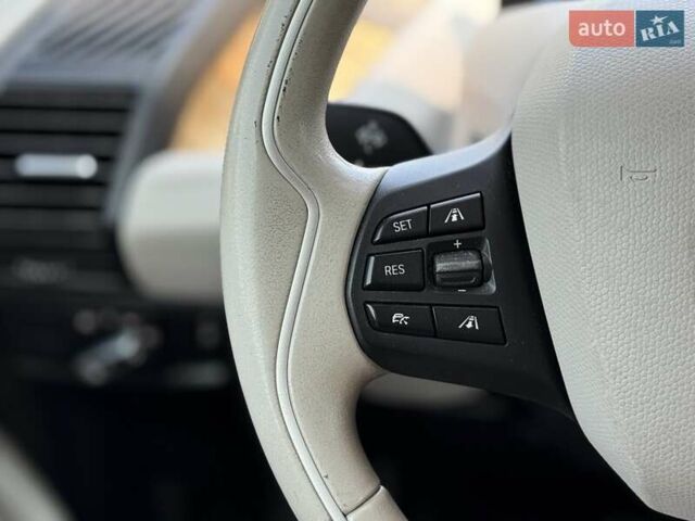 Сірий БМВ І3, об'ємом двигуна 0 л та пробігом 88 тис. км за 8000 $, фото 24 на Automoto.ua