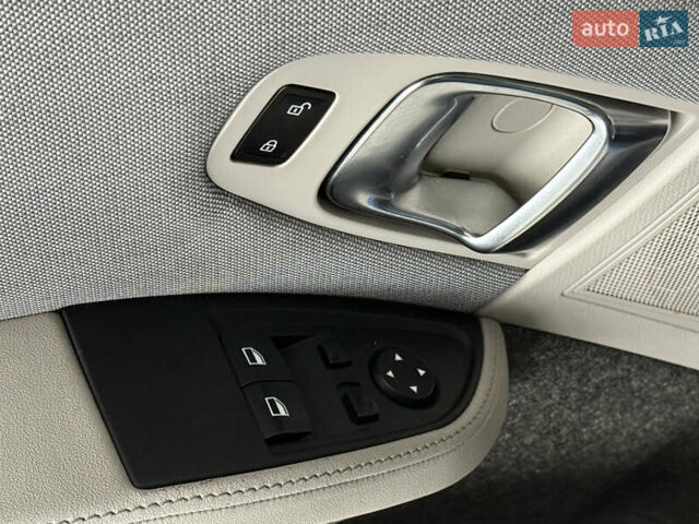 Серый БМВ И3, объемом двигателя 0 л и пробегом 93 тыс. км за 7500 $, фото 13 на Automoto.ua
