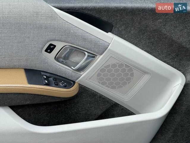 Сірий БМВ І3, об'ємом двигуна 0 л та пробігом 88 тис. км за 8000 $, фото 42 на Automoto.ua