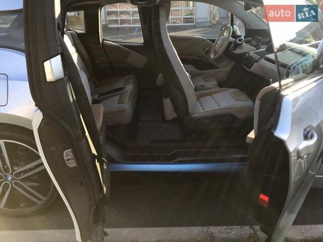 Сірий БМВ І3, об'ємом двигуна 0.65 л та пробігом 75 тис. км за 16000 $, фото 26 на Automoto.ua