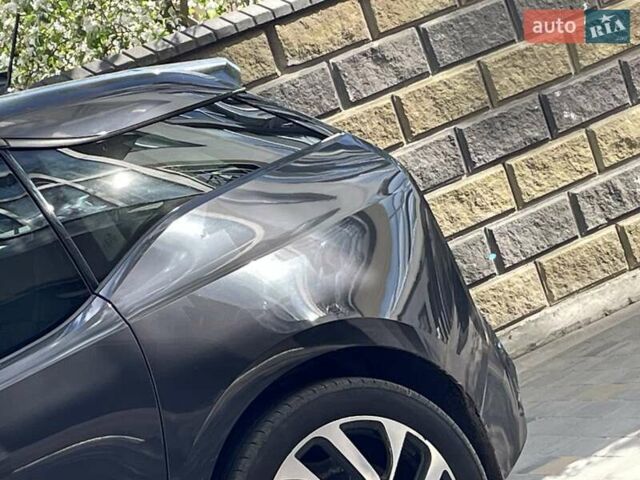 Серый БМВ И3, объемом двигателя 0 л и пробегом 159 тыс. км за 10000 $, фото 37 на Automoto.ua