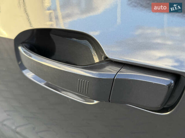БМВ И3 2014 в Черновцах на Automoto.ua Серый БМВ И3, объемом двигателя 0.64 л и пробегом 154 тыс. км за 12200 $, фото 13 на Automoto.ua