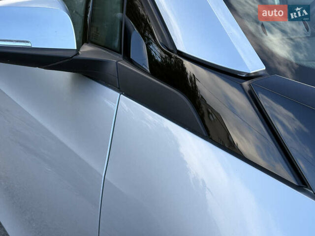 Серый БМВ И3, объемом двигателя 0 л и пробегом 106 тыс. км за 7800 $, фото 13 на Automoto.ua