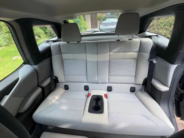 Серый БМВ И3, объемом двигателя 0 л и пробегом 82 тыс. км за 6700 $, фото 9 на Automoto.ua