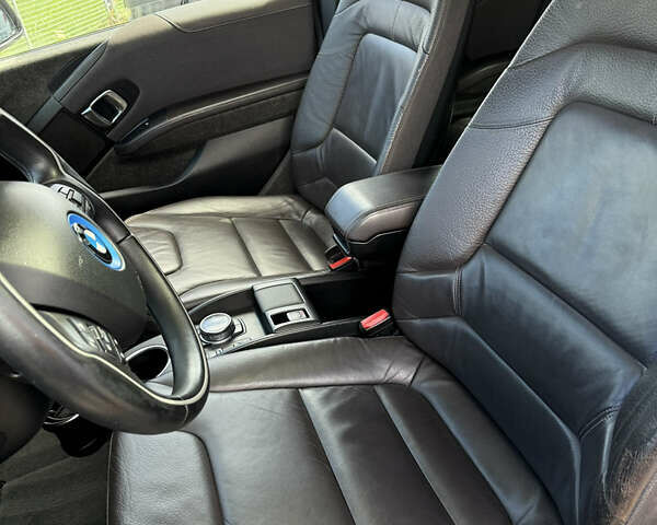 Серый БМВ И3, объемом двигателя 0 л и пробегом 130 тыс. км за 11000 $, фото 13 на Automoto.ua
