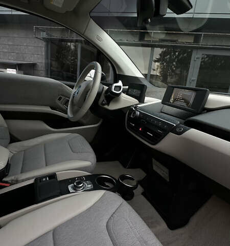 Серый БМВ И3, объемом двигателя 0 л и пробегом 95 тыс. км за 9500 $, фото 3 на Automoto.ua