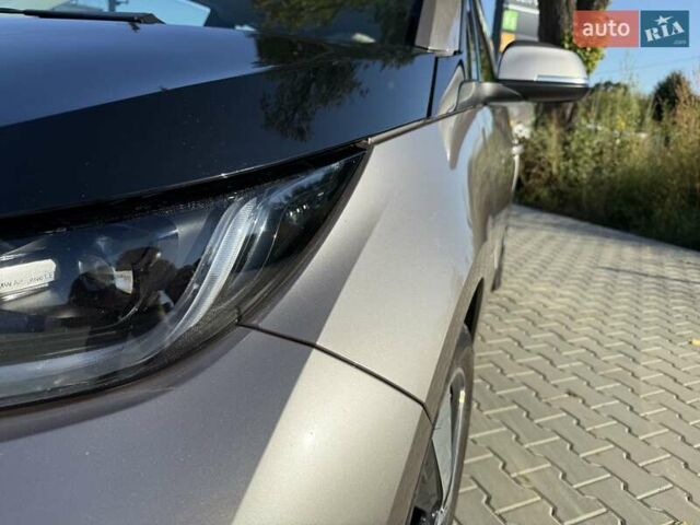 Серый БМВ И3, объемом двигателя 0 л и пробегом 102 тыс. км за 9900 $, фото 2 на Automoto.ua