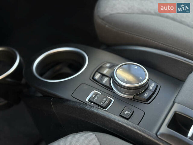 Серый БМВ И3, объемом двигателя 0 л и пробегом 106 тыс. км за 7800 $, фото 25 на Automoto.ua