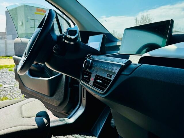 Сірий БМВ І3, об'ємом двигуна 0 л та пробігом 106 тис. км за 8800 $, фото 21 на Automoto.ua