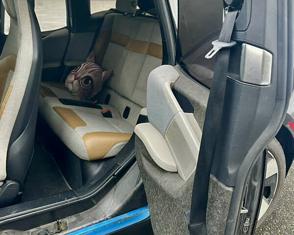 Серый БМВ И3, объемом двигателя 0 л и пробегом 155 тыс. км за 11200 $, фото 8 на Automoto.ua