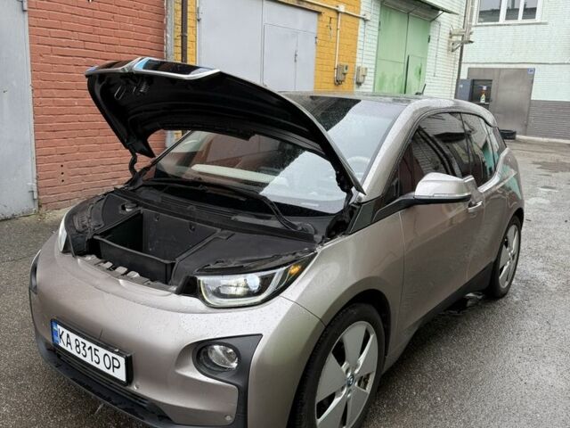 Серый БМВ И3, объемом двигателя 0.6 л и пробегом 80 тыс. км за 10500 $, фото 1 на Automoto.ua