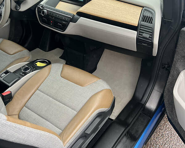 Серый БМВ И3, объемом двигателя 0 л и пробегом 88 тыс. км за 8300 $, фото 13 на Automoto.ua