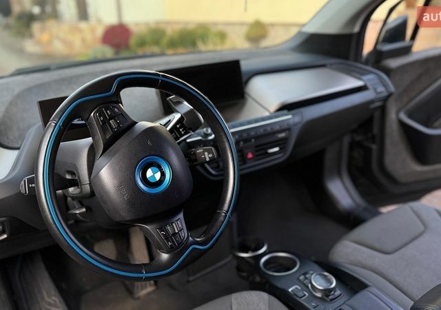 Серый БМВ И3, объемом двигателя 0 л и пробегом 60 тыс. км за 9000 $, фото 15 на Automoto.ua